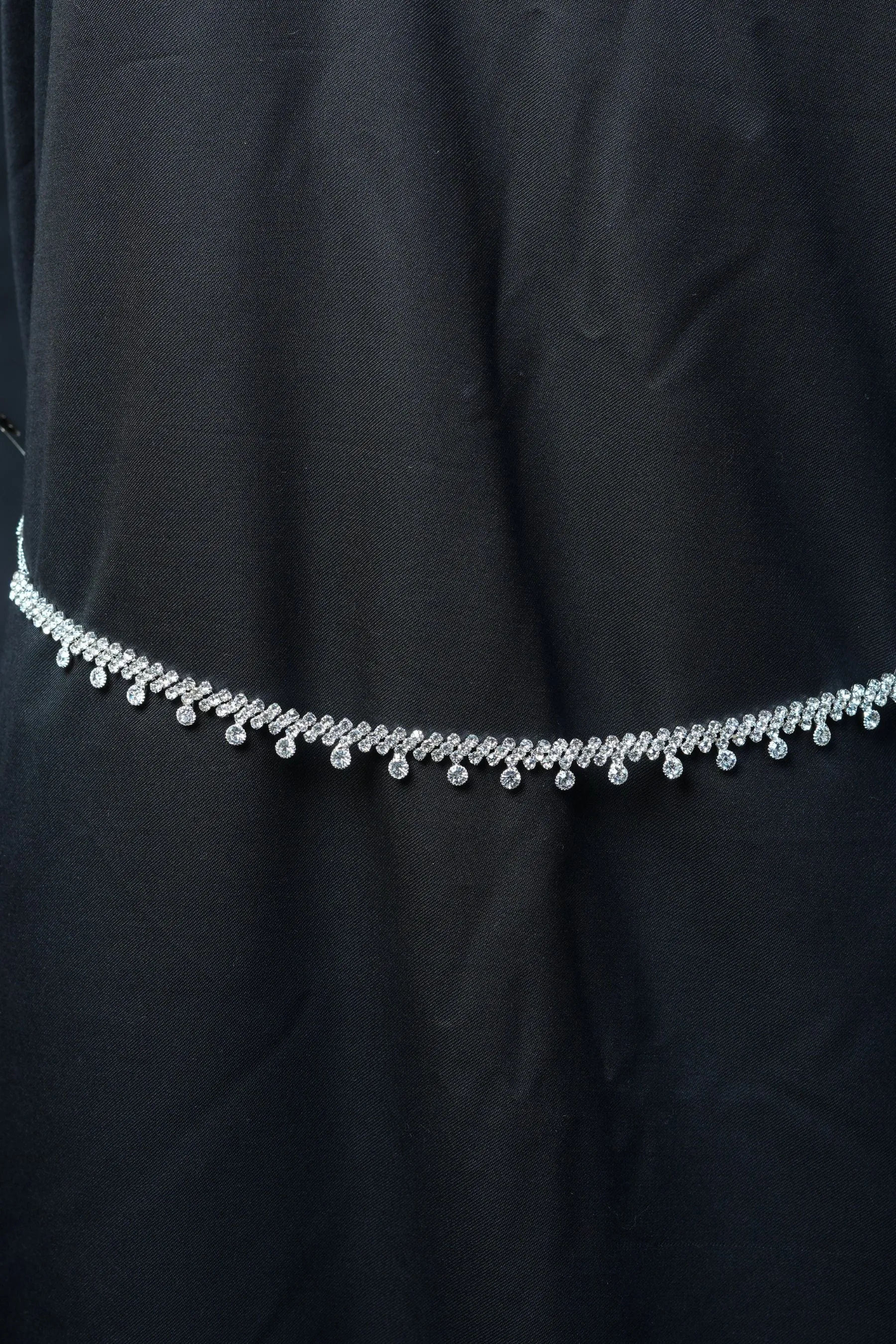 Dazzling Stone Hip Chain - High-Quality Metal with Glittering Stones