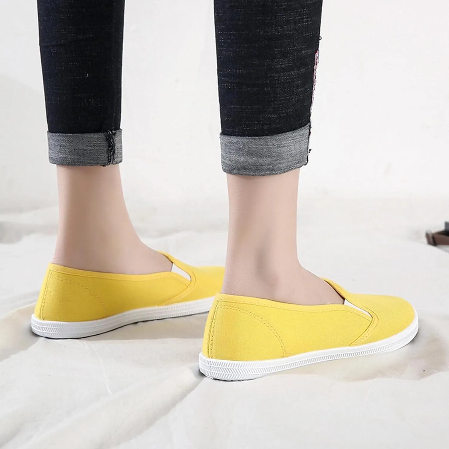 Women's Casual Shoes Summer Knit Slip On Walking Shoes Breathable L𝐨w Heel Dress Sneaker Wide Width Mesh Comfortable Sneakers